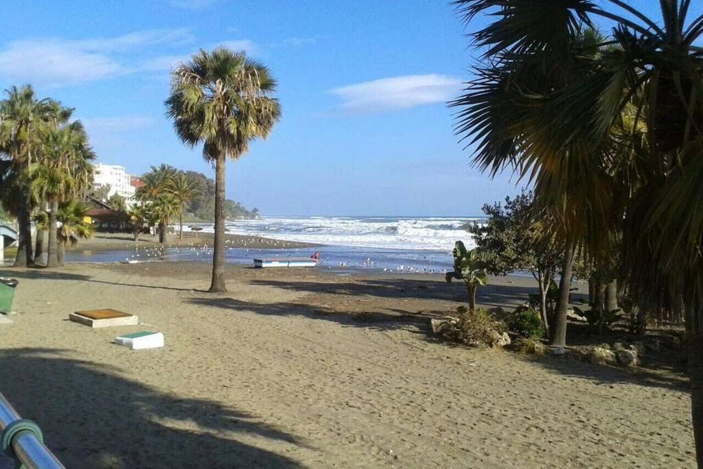 Apartamento Playa Escollera Estepona Exterior foto
